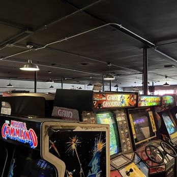 Galloping Ghost Arcade - Arcades Near Me - Brookfield, Illinois