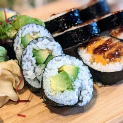 AMORE Sushi - Avocado and sweet potato maki rolls