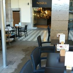Nibble - Entrée et une partie de la terrasse