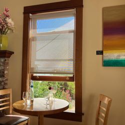 Trillium Cafe & Inn - Picturesque tables throughout