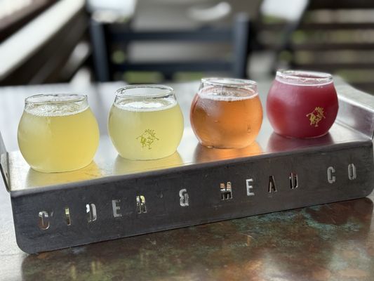 Raging Cider & Mead Co by null