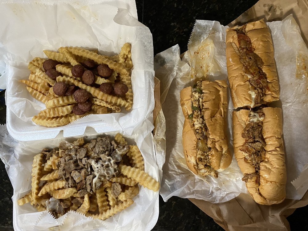 FAMOUS PHILLYS CHEESESTEAK 25 Photos & 38 Reviews Cheesesteaks