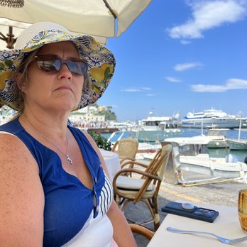 Lo Zodiaco - The port - Seafood Near Me - Capri, NA
