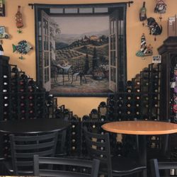 D'vines Wine & Gift Emporium - D'vines Wine & Gift Emporium