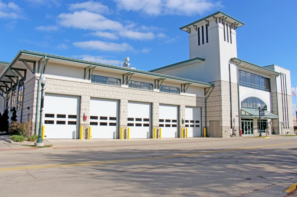 RAYNOR GARAGE DOORS Updated August 2024 1101 E River Rd, Dixon