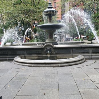 City Hall Park - Parks Near Me - New York, New York City Hall Park - Parks Near Me - New York, New York