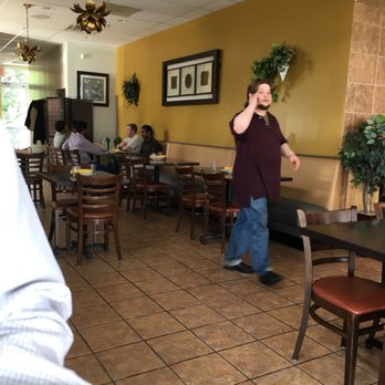 Lotus Leaf - Lots of space at lunch - Thai Near Me - Eden Prairie, Minnesota
