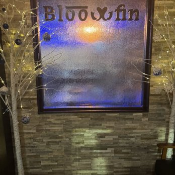 Blōōfin Sushi and Bar - Sushi Bars Near Me - Spring, Texas