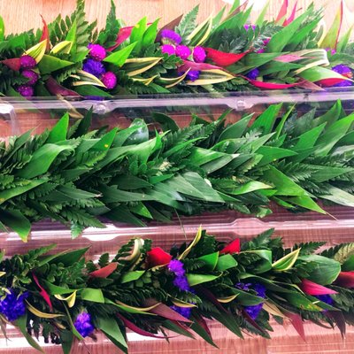 Cindy's Lei & Flower Shoppe by null