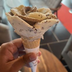 Amorino Gelato - Arlington - Classic-sized mocha and stracciatella in a waffle cone