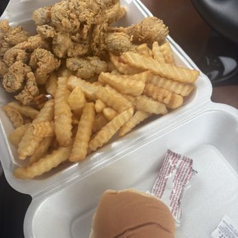 Lisa's Chicken and Seafood - Chicken Shop Near Me - Fort Worth, Texas Lisa's Chicken and Seafood - Chicken Shop Near Me - Fort Worth, Texas
