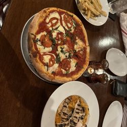 B.B. Italia Bistro & Bar - 10" Margherita Pizza Truffle French Fries Vodka Sauce