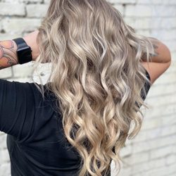 Karlee Van Iersel - "The works" Babylights, teasylights to create bright blonde palette.