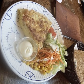 Café Vlissinghe - Delicious quiche. - Pubs Near Me - Bruges, VWV Café Vlissinghe - Delicious quiche. - Pubs Near Me - Bruges, VWV