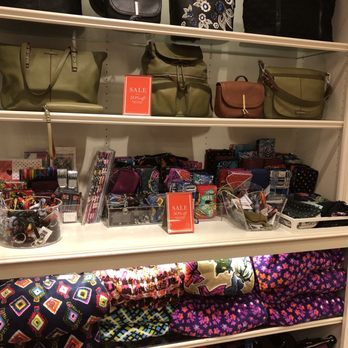 Vera Bradley - Accessories Near Me - Orlando, Florida Vera Bradley - Accessories Near Me - Orlando, Florida