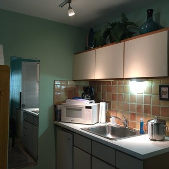 Speakeasy Inn - Room 2 - Hotels Near Me - Key West, Florida