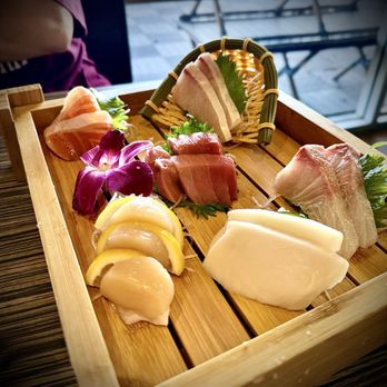 Hinata Sushi Kitchen - Omakase box - Japanese Near Me - Hayward, California Hinata Sushi Kitchen - Omakase box - Japanese Near Me - Hayward, California