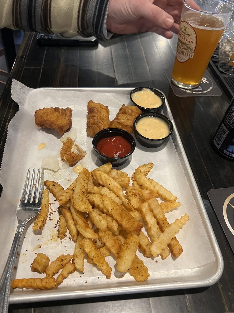 Food from The 6 on James