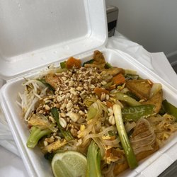 Saigon USA Pho & Grill - Pad Thai tofu