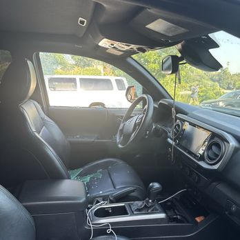 Mobile Specialist Auto Glass - Auto Glass Services Near Me Mobile Specialist Auto Glass - Auto Glass Services Near Me