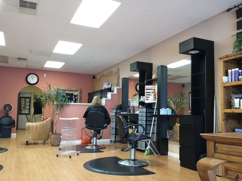 Mirror Court Salon Photos