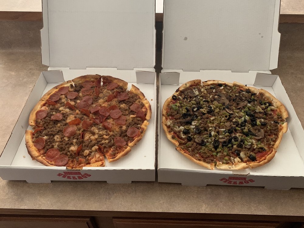 PIZZA VILLAGE 51 Photos & 46 Reviews Pizza 1935 Moss St