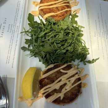 Ponte Winery - Salmon cakes - Wineries Near Me - Temecula, California Ponte Winery - Salmon cakes - Wineries Near Me - Temecula, California