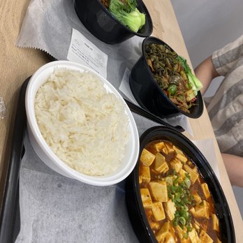 Silky Kitchen - Big serving of rice that comes with Mapo Tofu :) - Noodles Near Me - Long Island City, New York Silky Kitchen - Big serving of rice that comes with Mapo Tofu :) - Noodles Near Me - Long Island City, New York