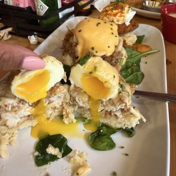 Ruby Slipper Central Business District - Trifecta bennies - Breakfast & Brunch Near Me - New Orleans, Louisiana