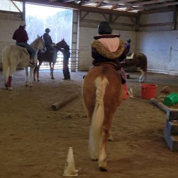 Our Barn - Quest session - Horseback Riding Near Me - Newark, Ohio Our Barn - Quest session - Horseback Riding Near Me - Newark, Ohio