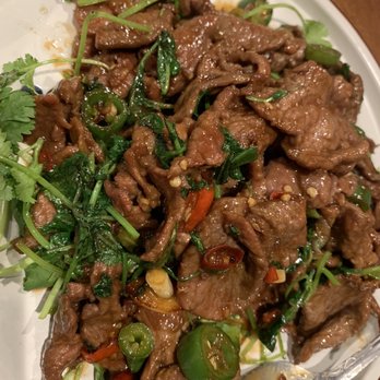 Tian Fu - Sautéed Spicy Beef with fresh Peppers and Cilantro - Chinese Near Me - Bellevue, Washington