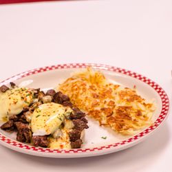 Ze's Diner - Steak Eggs Benny