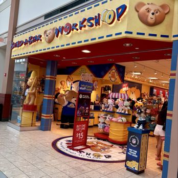 Build-A-Bear Workshop - Entrance - Toy Stores Near Me - Pembroke Pines, Florida