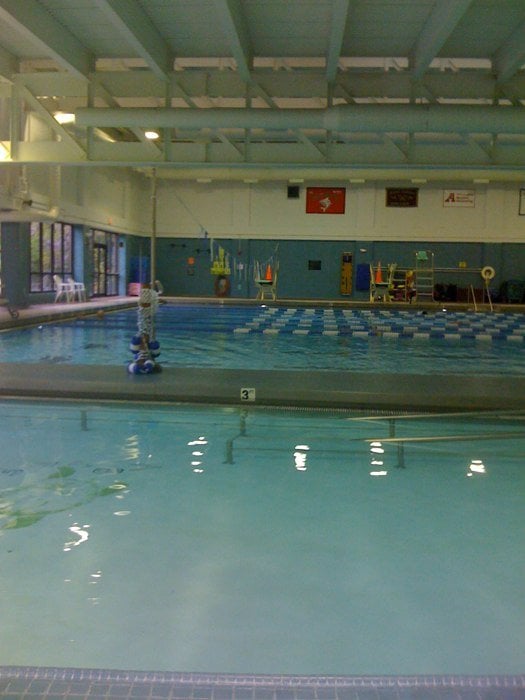George Washington Recreational Center Logo