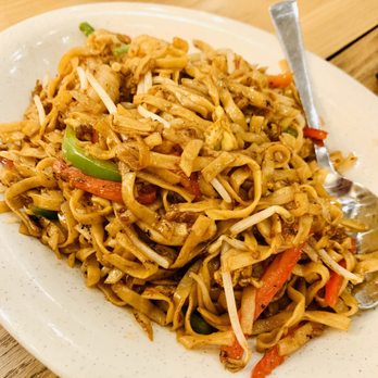 Phat Phat - Wok-Fired Hong Kong Mee with Chicken - Noodles Near Me - Schaumburg, Illinois Phat Phat - Wok-Fired Hong Kong Mee with Chicken - Noodles Near Me - Schaumburg, Illinois