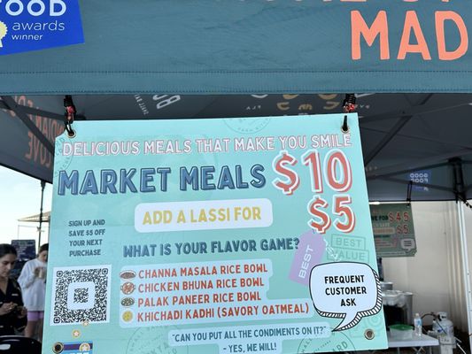 Riverside Arts Market by null