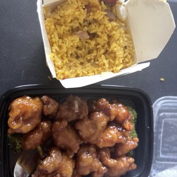 Peking Garden Restaurant - 2. General Tso's Chicken - Chinese Near Me - Noblesville, Indiana Peking Garden Restaurant - 2. General Tso's Chicken - Chinese Near Me - Noblesville, Indiana