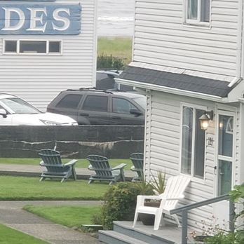 The Tides By The Sea - We kinda  have view of the water - Guest Houses Near Me - Seaside, Oregon