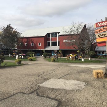 Amish Acres - Hotels Near Me - Nappanee, Indiana Amish Acres - Hotels Near Me - Nappanee, Indiana