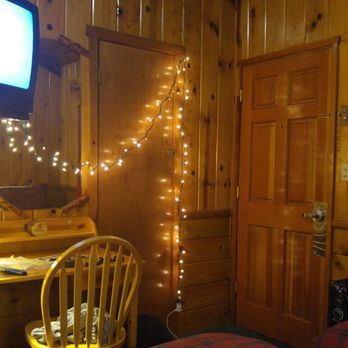 The Idyllwild Bunkhouse - Hotels Near Me - Idyllwild, California