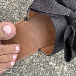 Queen Nail - This was as soonest I got out the nail place.