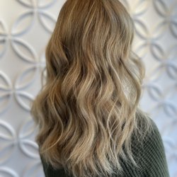 Salon 592
