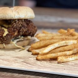 375 Social Kitchen - Hot Oil Chicken Katsu Sandwich