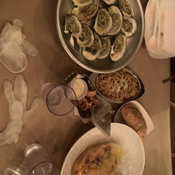 Claw Daddy's - 1 lb. Seafood Boil Grilled Oysters Garlic Noodle Garlic Bread Alligator Bites - Cajun/Creole Near Me - Brooklyn, New York