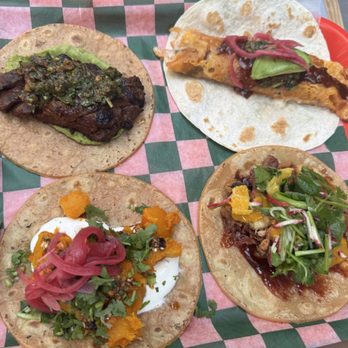 Taqueria Chingon - Squash taco, Asada, gobernador, duck carnitas - Tacos Near Me - Chicago, Illinois