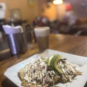 The Highland Cafe - Chilaquiles verdes - Cafes Near Me - Los Angeles, California The Highland Cafe - Chilaquiles verdes - Cafes Near Me - Los Angeles, California