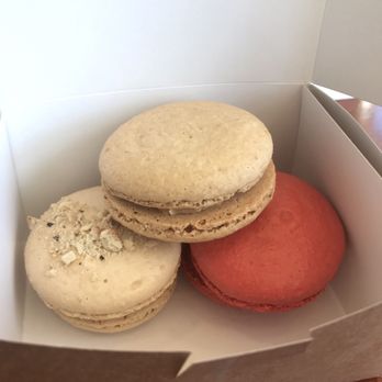 Kelly's French Bakery - hazelnut, caramel, strawberry macaron - Bakeries Near Me - Santa Cruz, California Kelly's French Bakery - hazelnut, caramel, strawberry macaron - Bakeries Near Me - Santa Cruz, California