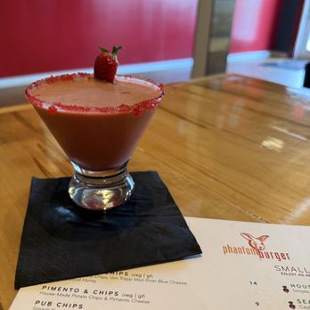 Phantom Brewing - chocolate strawberry martini - Breweries Near Me - Haddam, Connecticut Phantom Brewing - chocolate strawberry martini - Breweries Near Me - Haddam, Connecticut