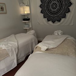 Hampton Spa Tranquility - Massage area.