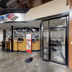 Bank of America Financial Center - Storefront